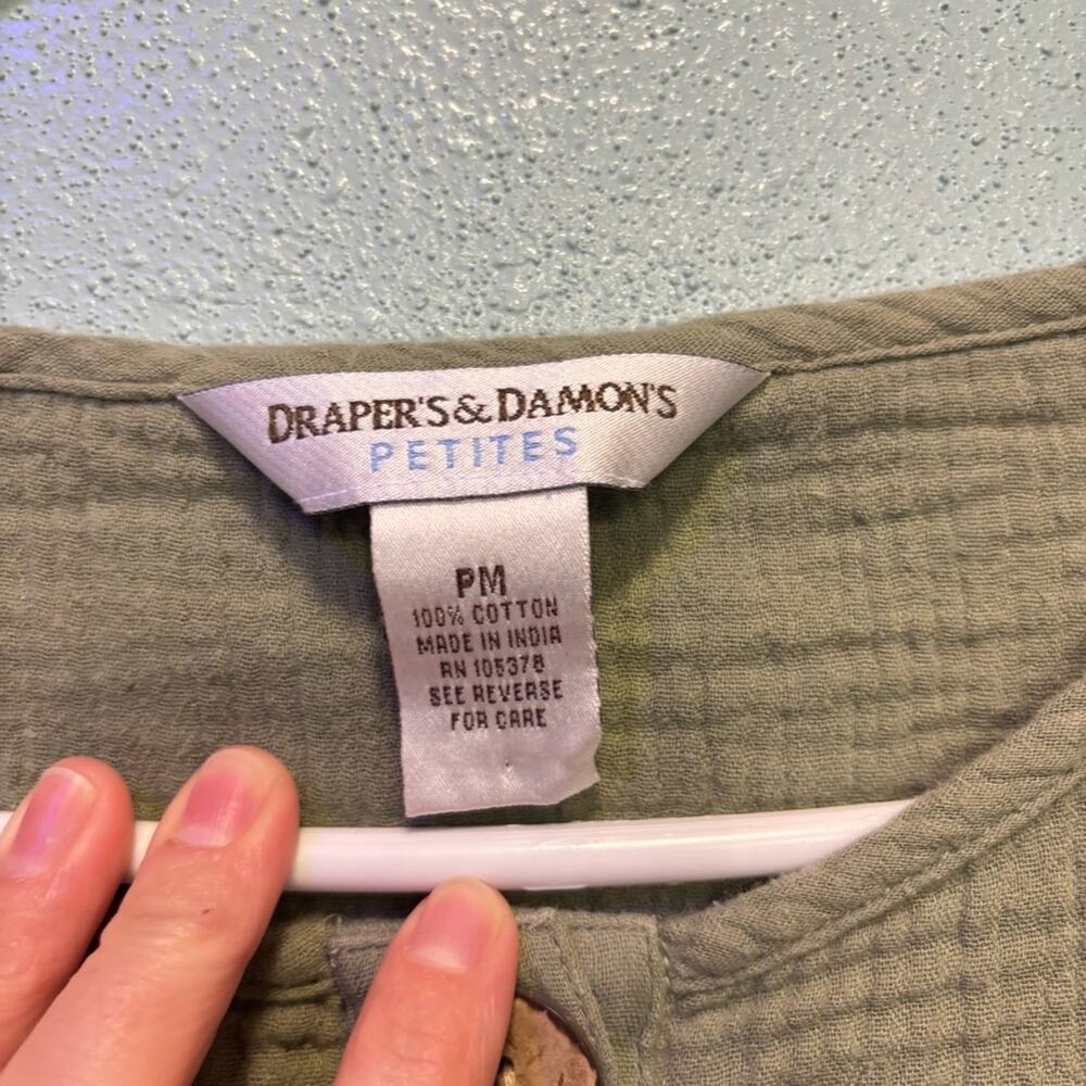 Draper’s & Damon’s Petite Olive Boxy 3/4 Sleeve Button Down Top Size M - Picture 4 of 8